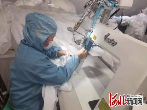 及時 河北寧晉防護服生產(chǎn)企業(yè)獲100萬元支持