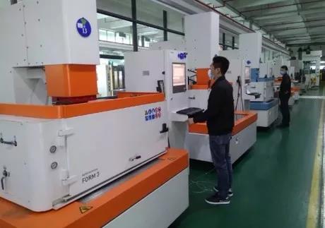 邦寶跨界生產護目鏡：抗擊疫情企業在行動